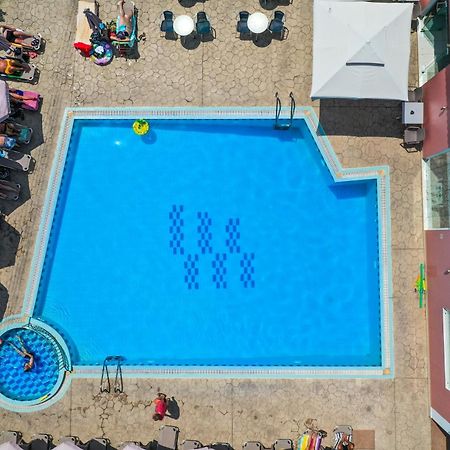 טסיליבי Dinos Hotel מראה חיצוני תמונה