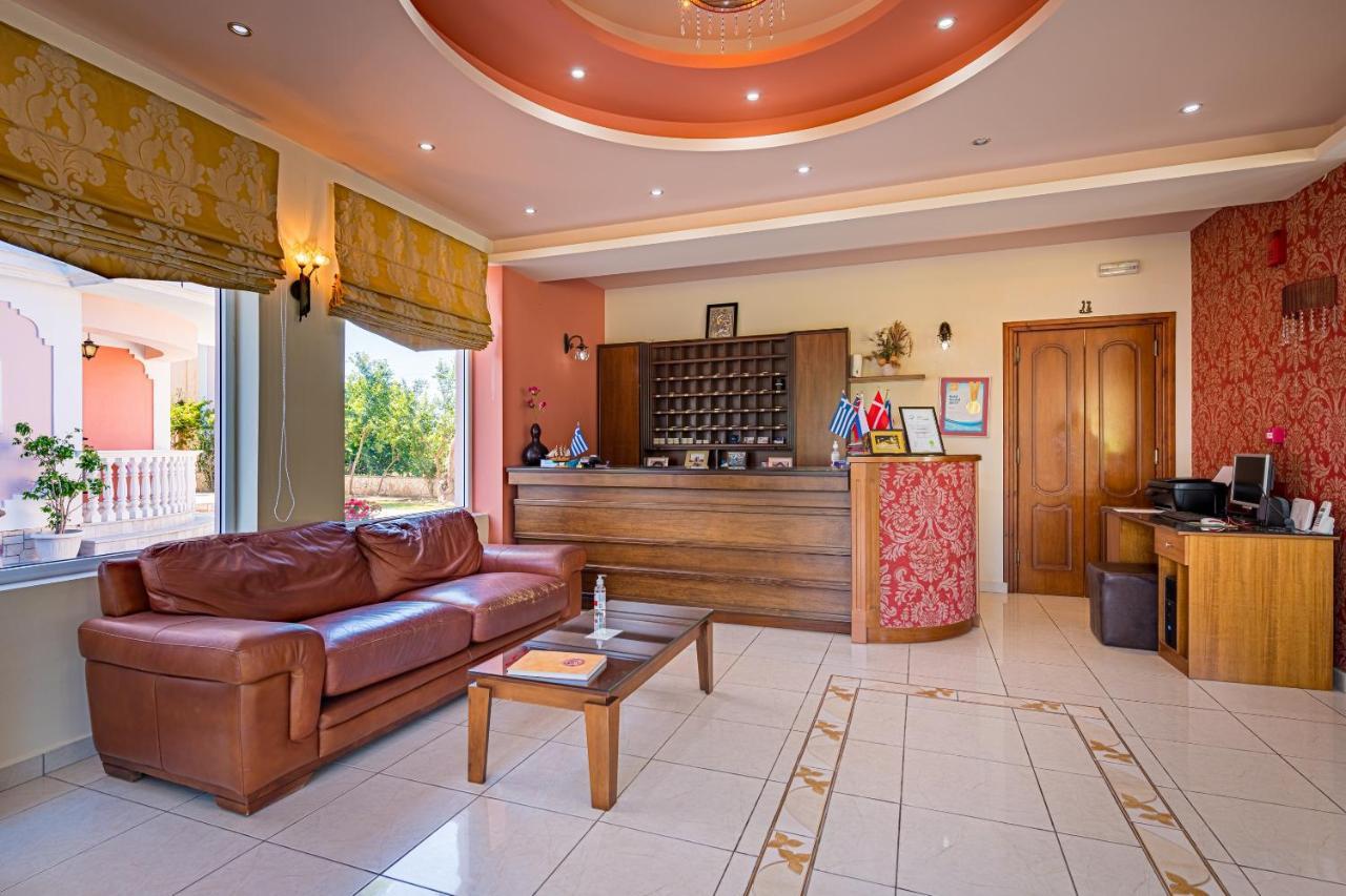 טסיליבי Dinos Hotel מראה חיצוני תמונה