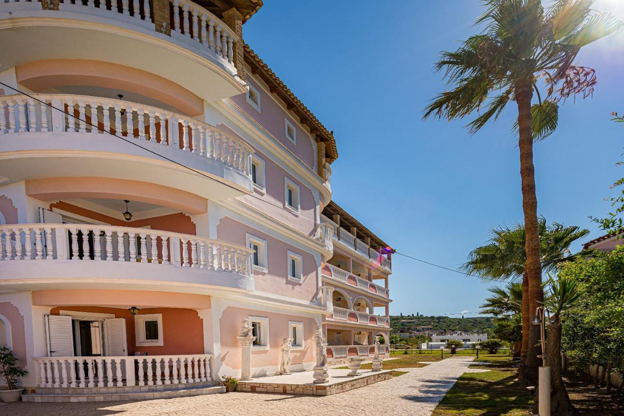 טסיליבי Dinos Hotel מראה חיצוני תמונה