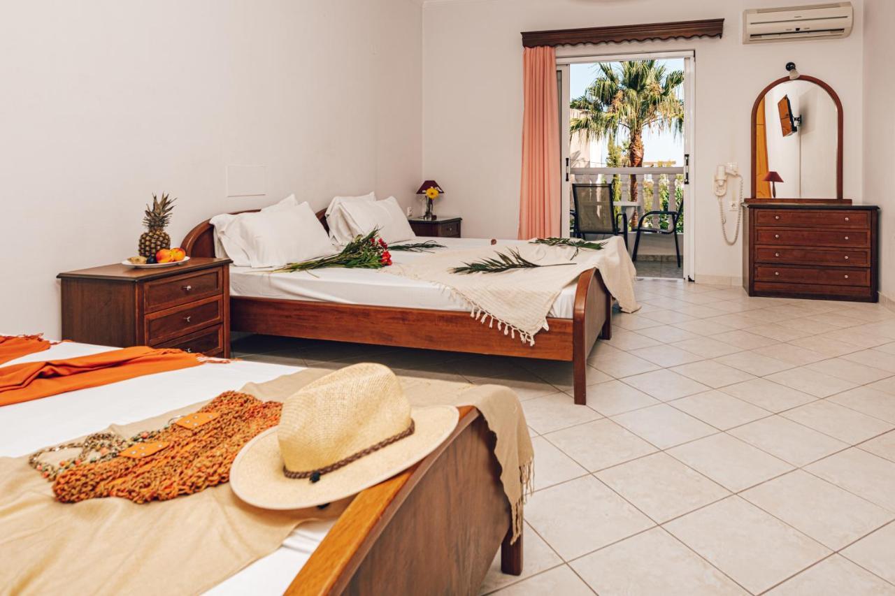 טסיליבי Dinos Hotel מראה חיצוני תמונה